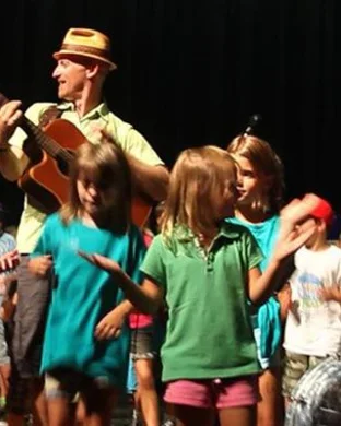 Golden! A K-Pop Kids Party