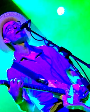 Live concert by 12 Rods