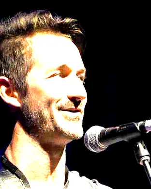 Live concert by Griffin House