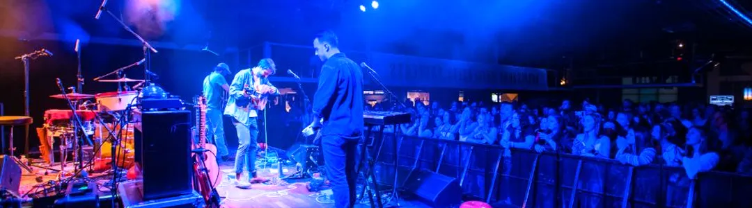 Houndmouth