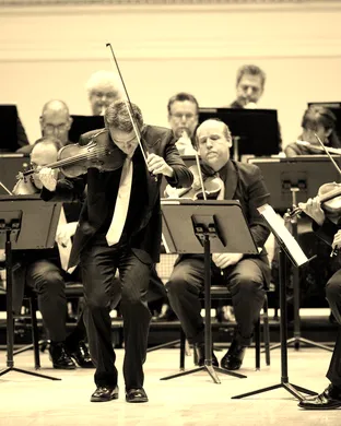 Orpheus Chamber Orchestra: Nobuyuki Tsujii - Brahms, Beethoven & Viet Cuong