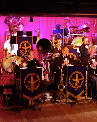 Vince Giordano and The Nighthawks